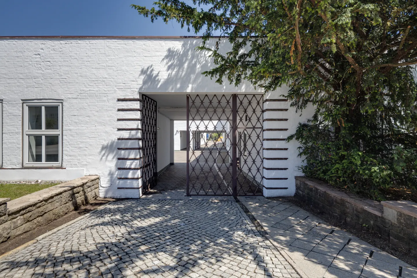 Eingang am Pförtnerhaus der Luruper Schleife